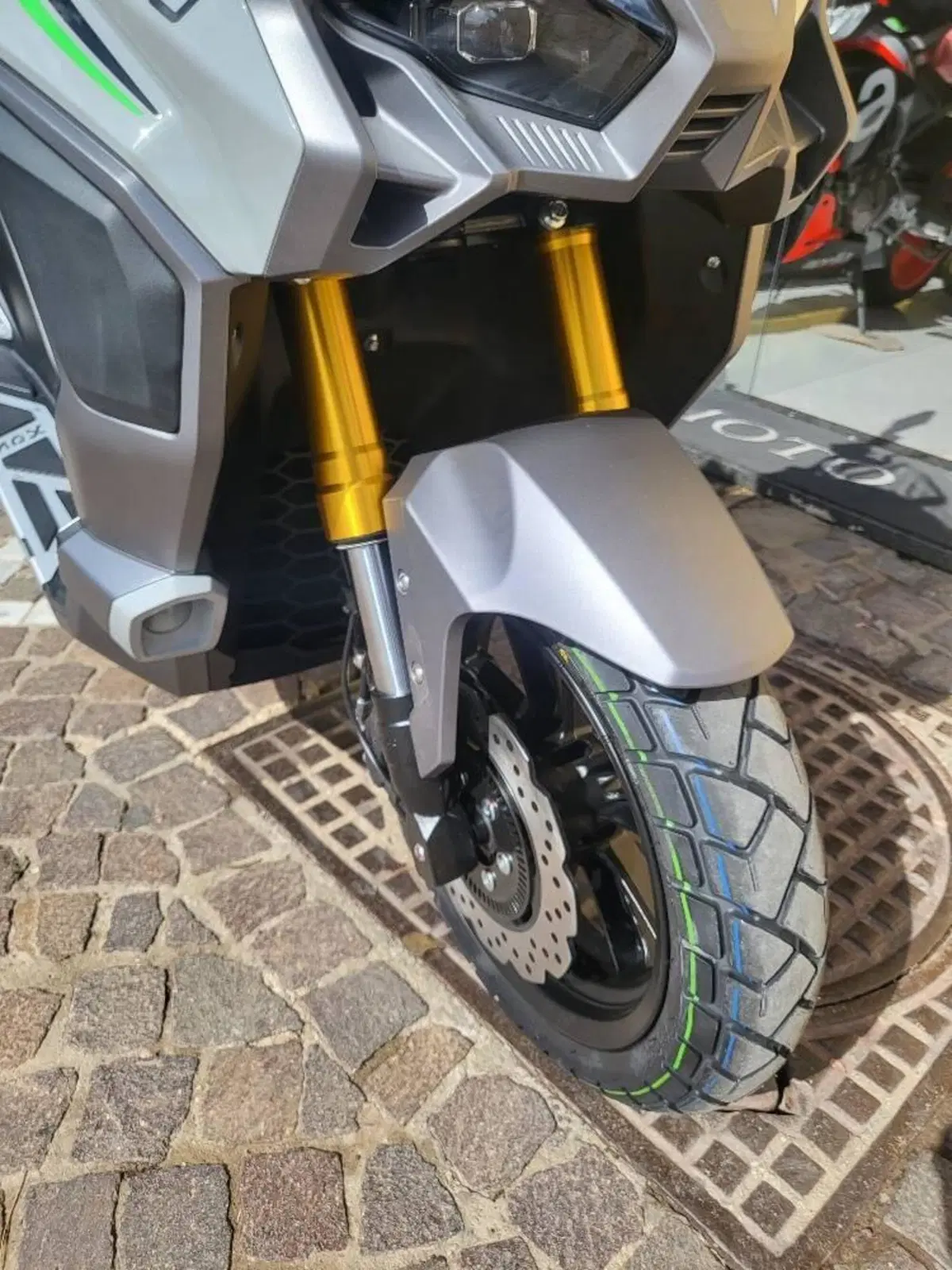 Kl Brera X 300 (2022 - 24) (10)