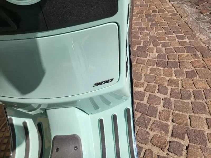 Vespa GTS 300 (2023 - 24) (4)