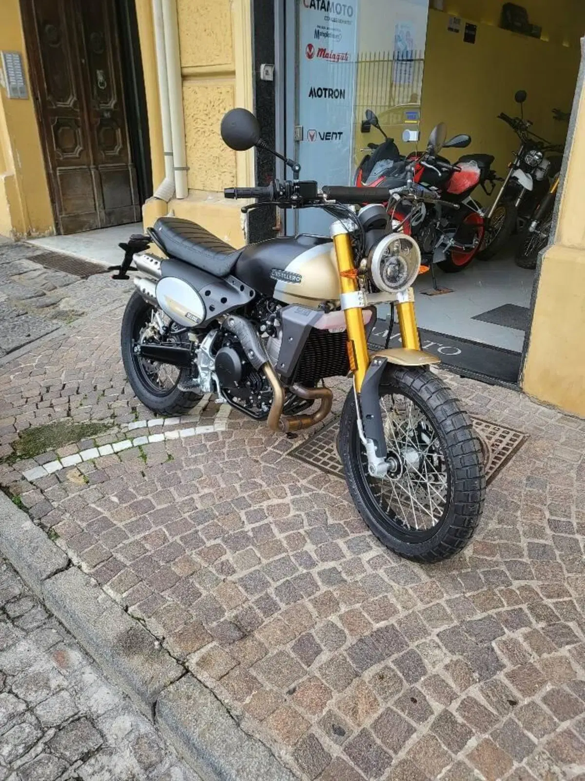 Fantic Motor Caballero 500 Scrambler Deluxe (2021 - 23) (3)