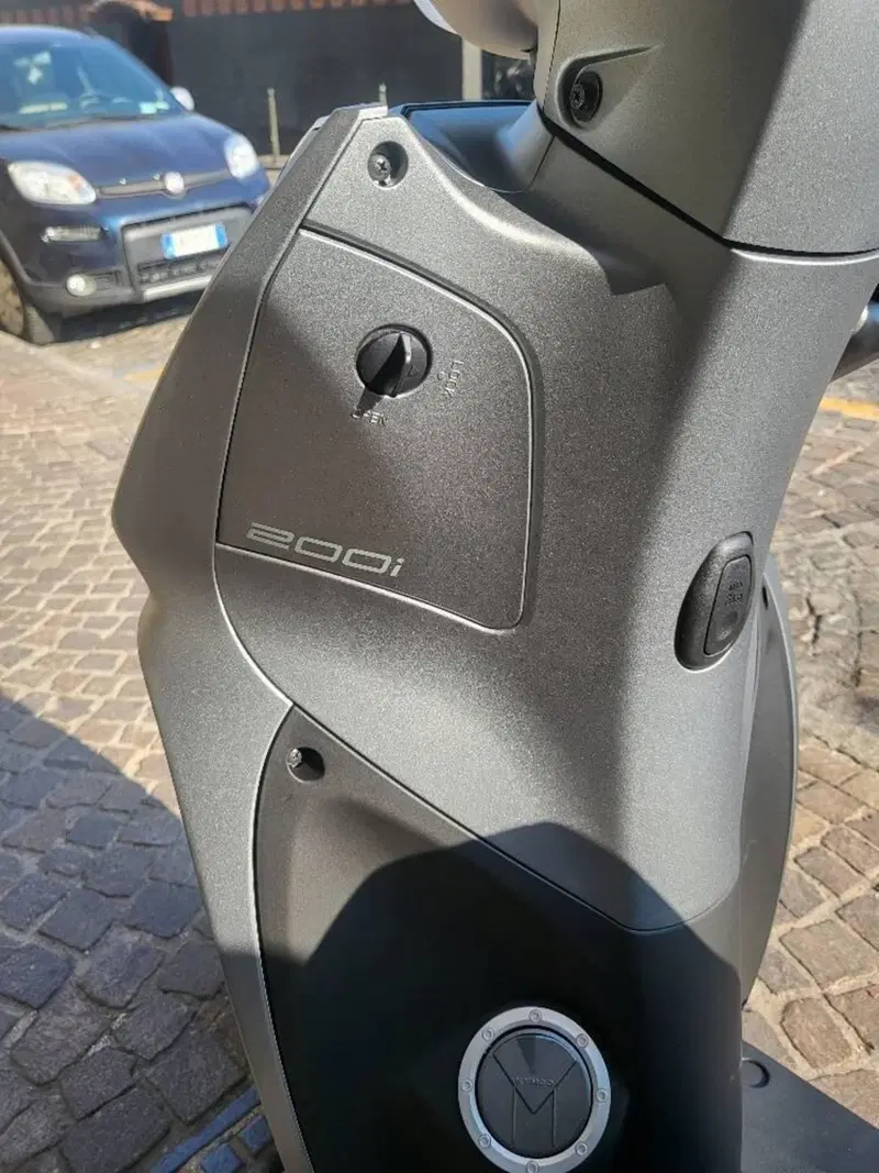 Kymco People 200i S (2021 - 26) (5)