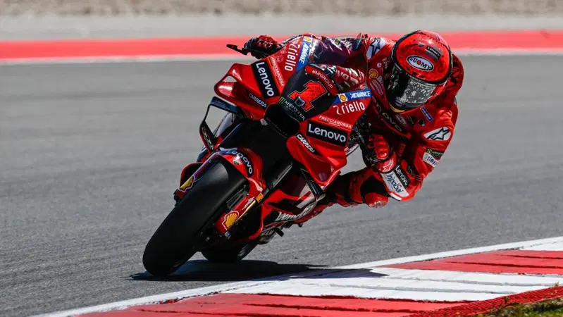 MotoGP 2023. &Egrave; un Pecco Bagnaia da record: "Questa moto ha perso un po' di top speed ma ha guadagnato tanto in guidabilit&agrave;!"