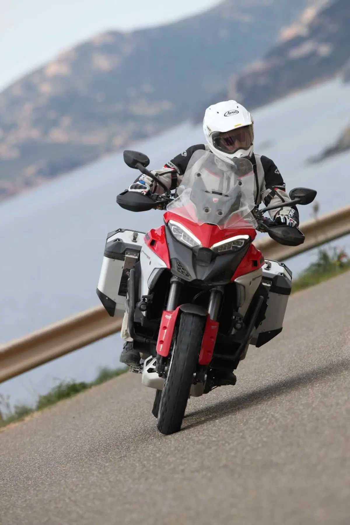 Ducati Multistrada V4 Rally: il TEST della Multi più esagerata! Col commento di Claudio Domenicali (13)