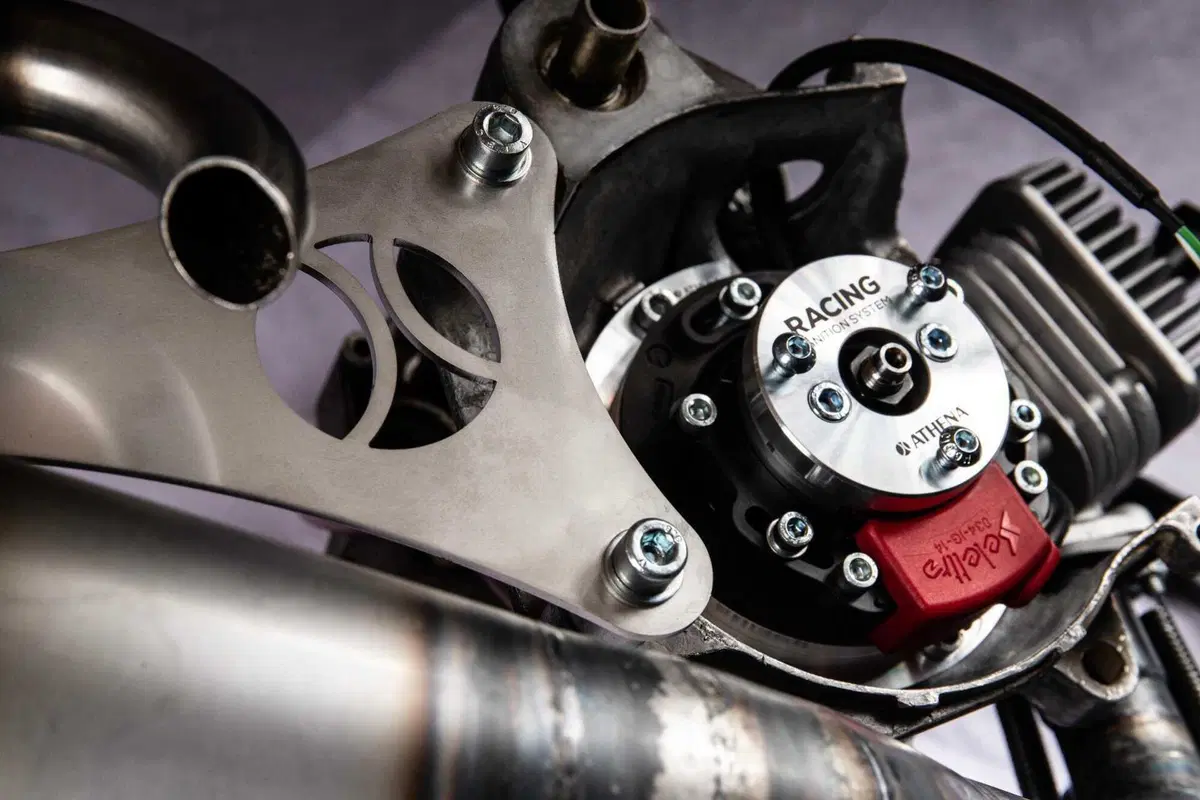 Athena: kit racing per Yamaha-Minarelli orizzontale (13)