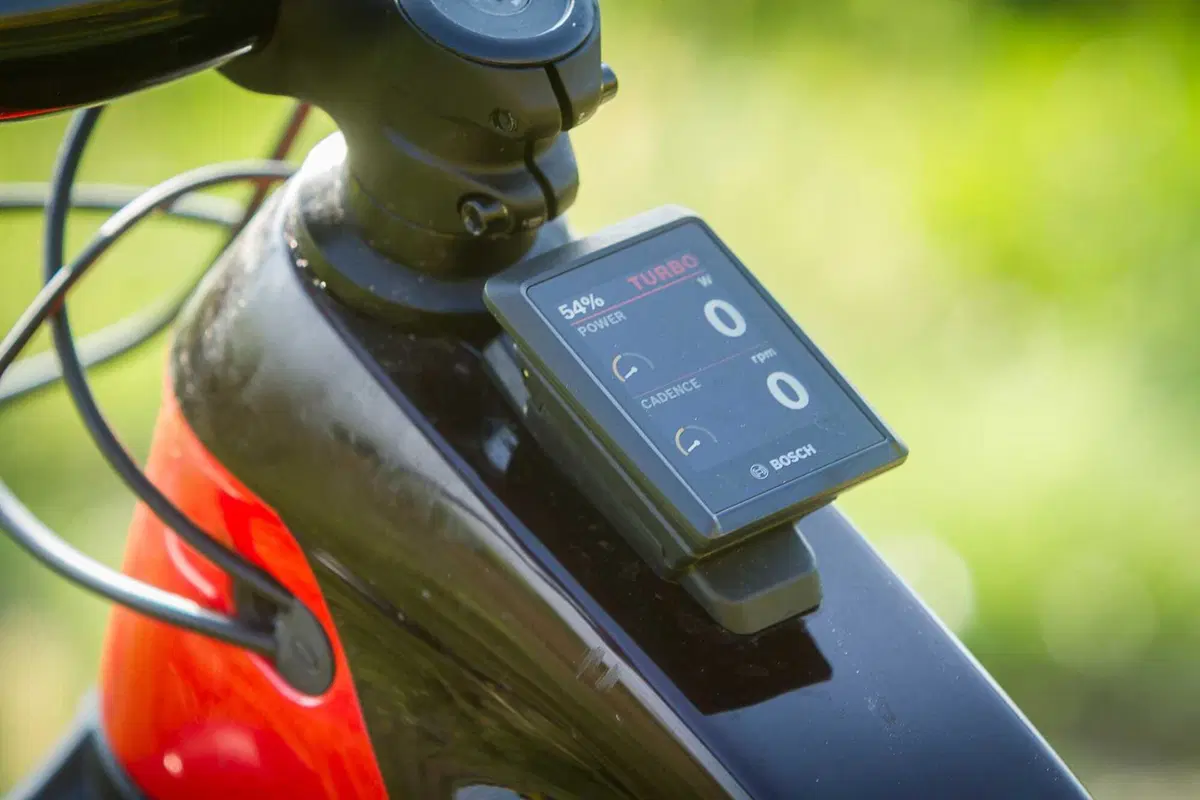 Confronto tra motori e-bike: Shimano EP8 e Bosch Gen 4 Performance CX. Quale scegliere? [VIDEO] (14)