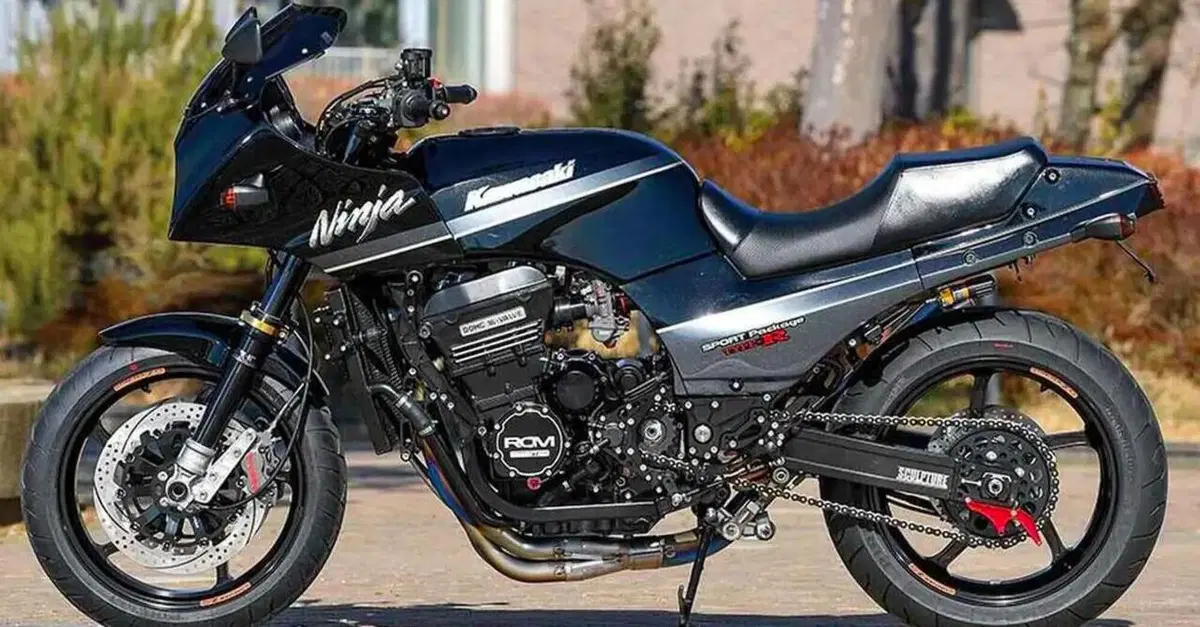 Ecco il kit "da sera" per la Kawasaki GPz 900 R