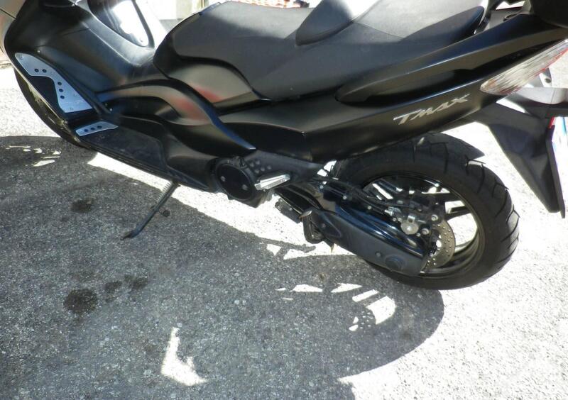 Vendo Yamaha T-Max 500 (2008 - 12) usata a Castelfranco Emilia (codice  9144352) 