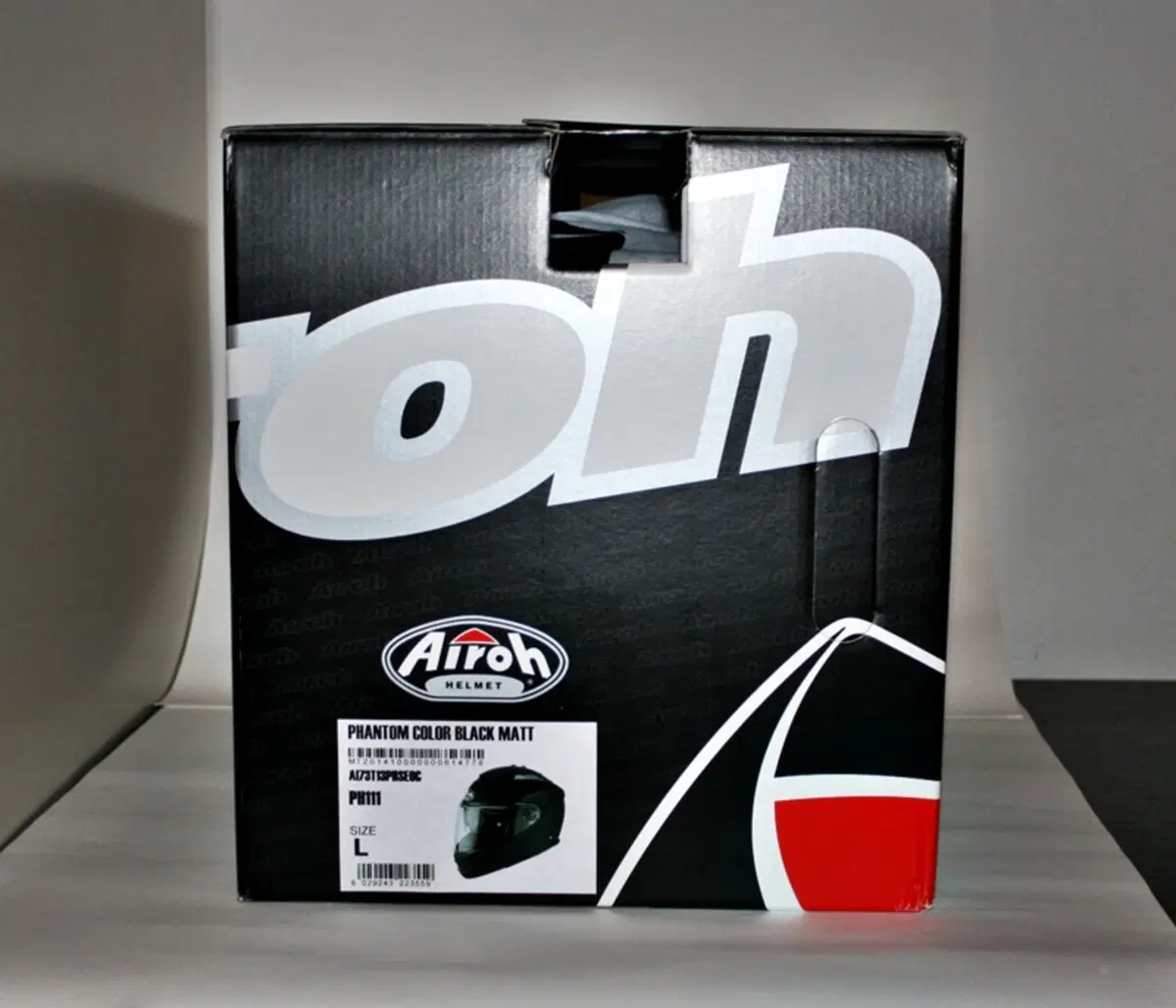 Test caschi: Airoh Phantom 