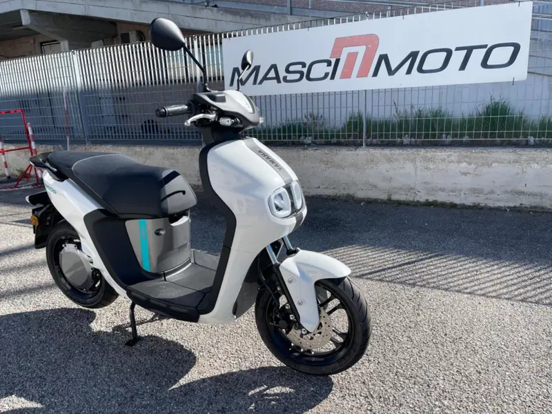 Yamaha Neo's L1e (2022 - 26) (2)