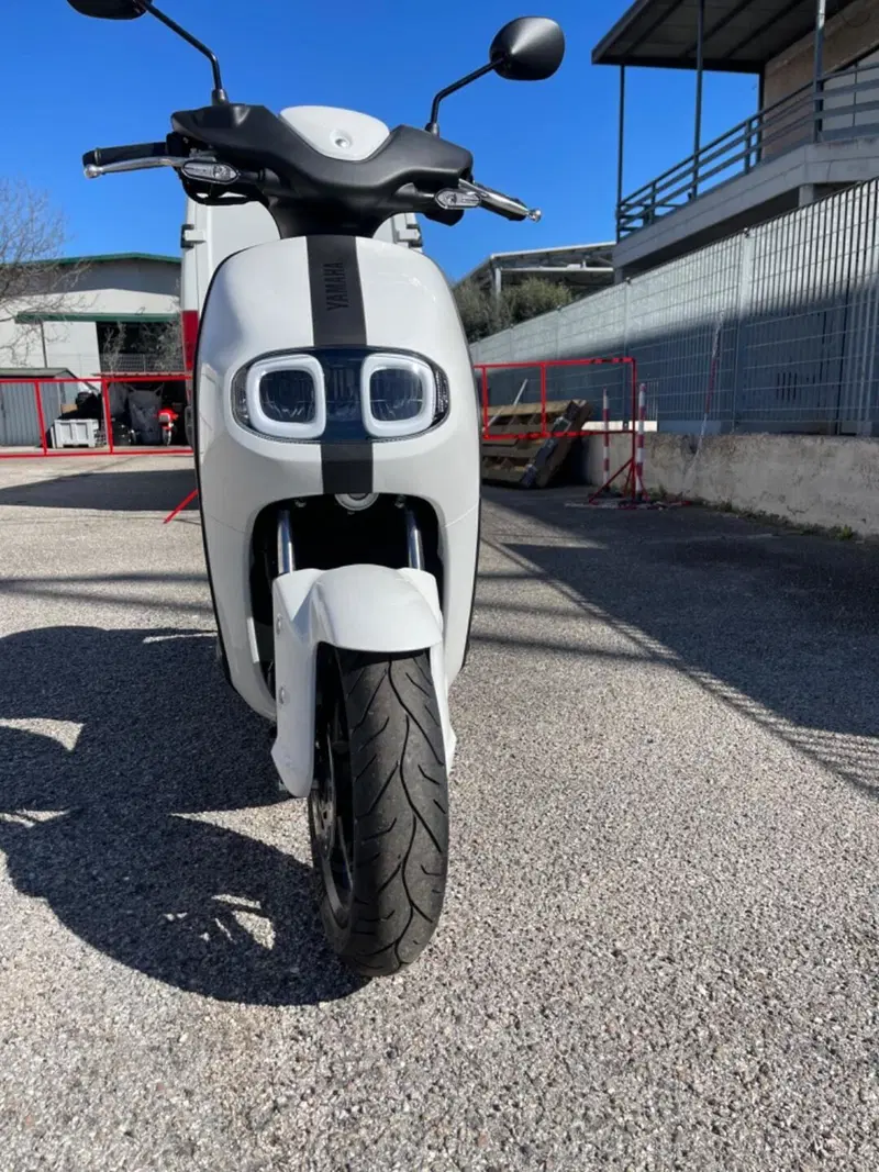 Yamaha Neo's L1e (2022 - 26) (3)