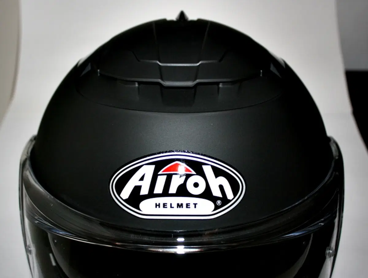 Test caschi: Airoh Phantom  (30)