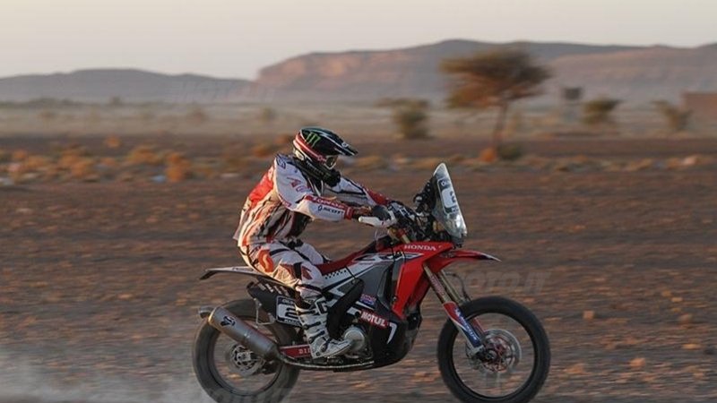 Dakar 2015, II Tappa. Barreda (Honda) e Al-Attiyah (Mini) tirano fuori i denti 