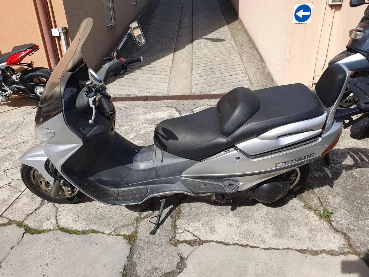 Suzuki Burgman AN 400 (2001 - 02) (2)