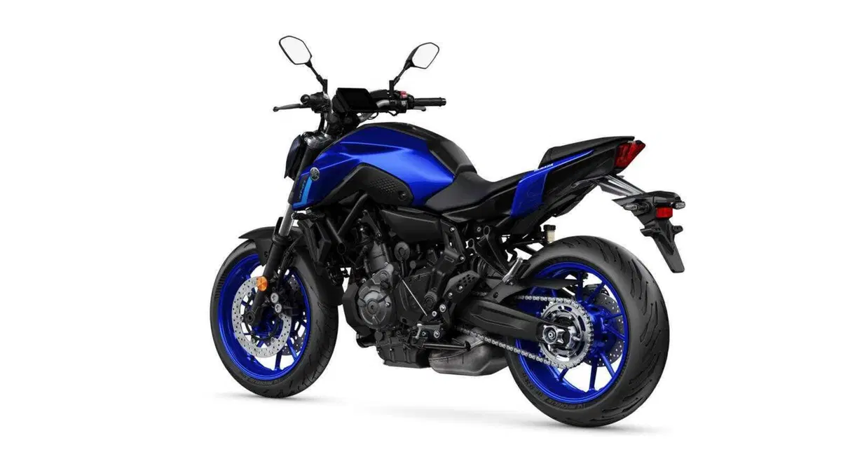 Yamaha MT-10SP e MT-07 2023 TEST (3)