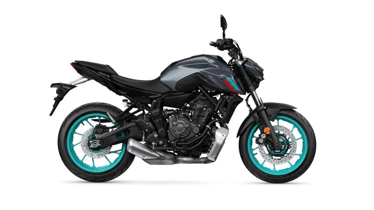 Yamaha MT-10SP e MT-07 2023 TEST (12)