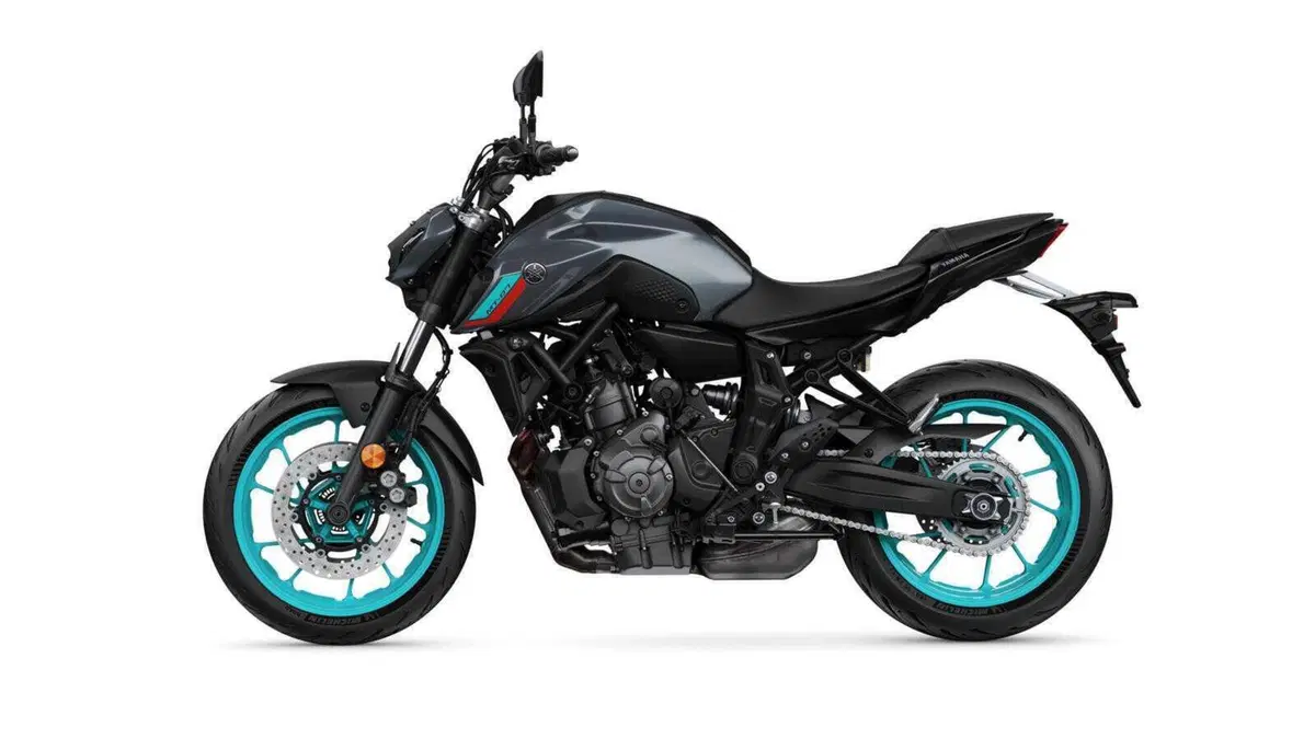 Yamaha MT-10SP e MT-07 2023 TEST (14)