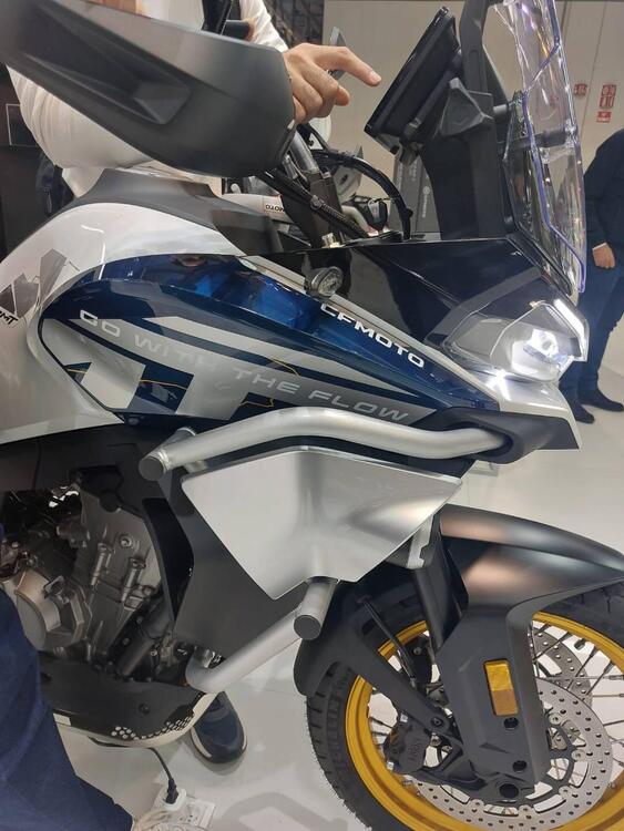 CFMOTO 800MT Explorer (2023 - 24) (3)