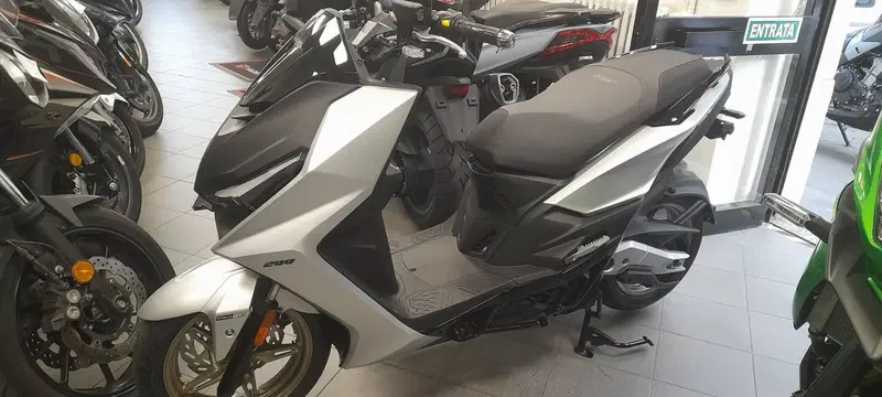 Kymco KRV 200 (2023 - 26)