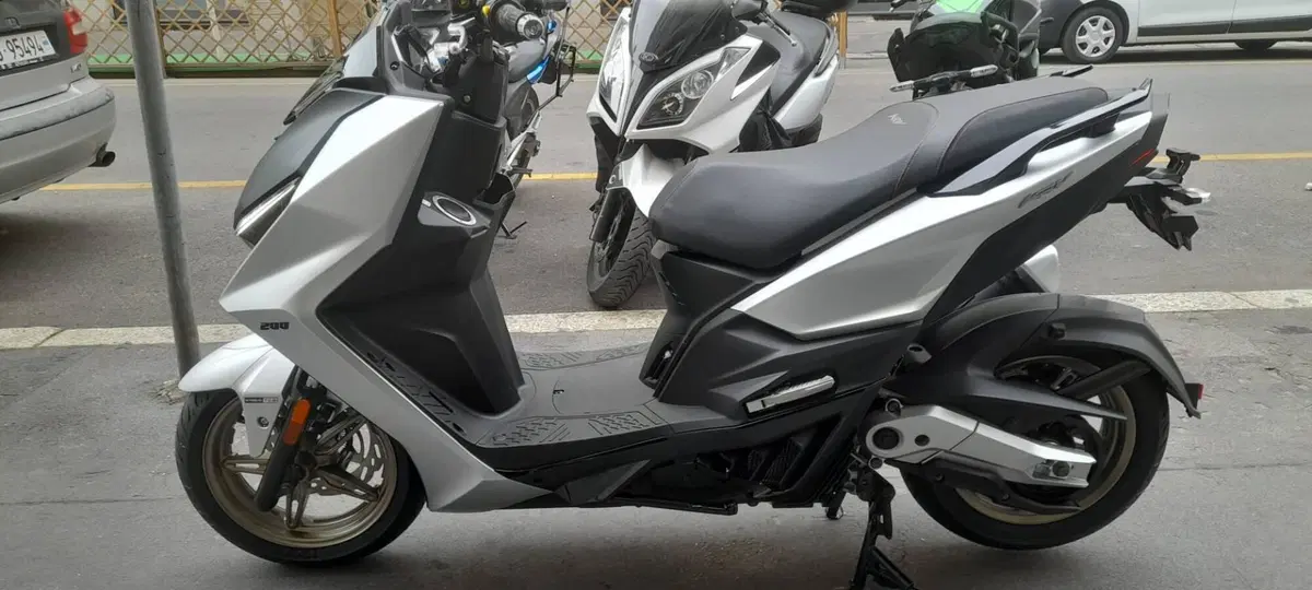 Kymco KRV 200 (2023 - 26) (16)