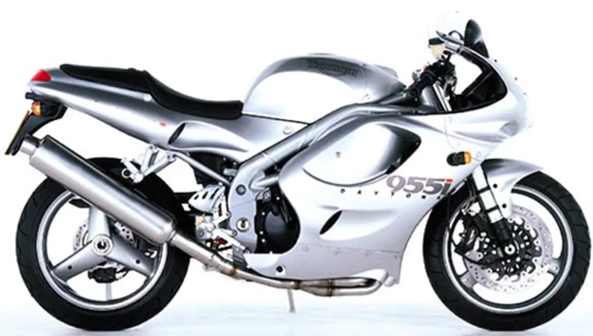 Le Strane di Moto.it: Triumph Daytona 955i Naked (2)