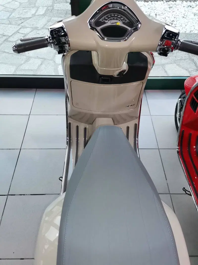 Vespa GTS 310 (2025 - 26) (3)