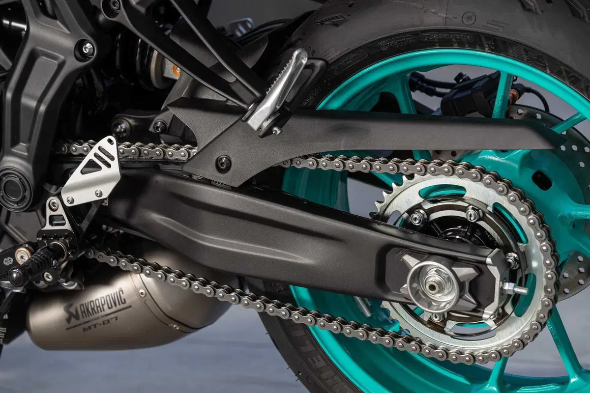 Yamaha MT-10SP e MT-07 2023 TEST (6)