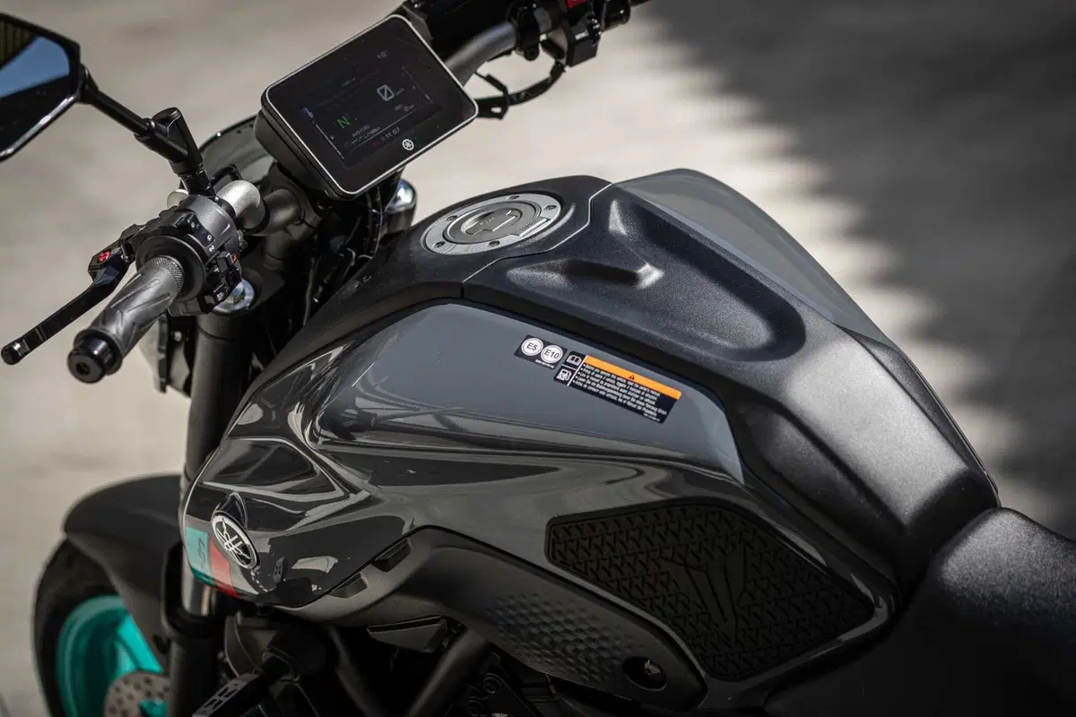 Yamaha MT-10SP e MT-07 2023 TEST (9)