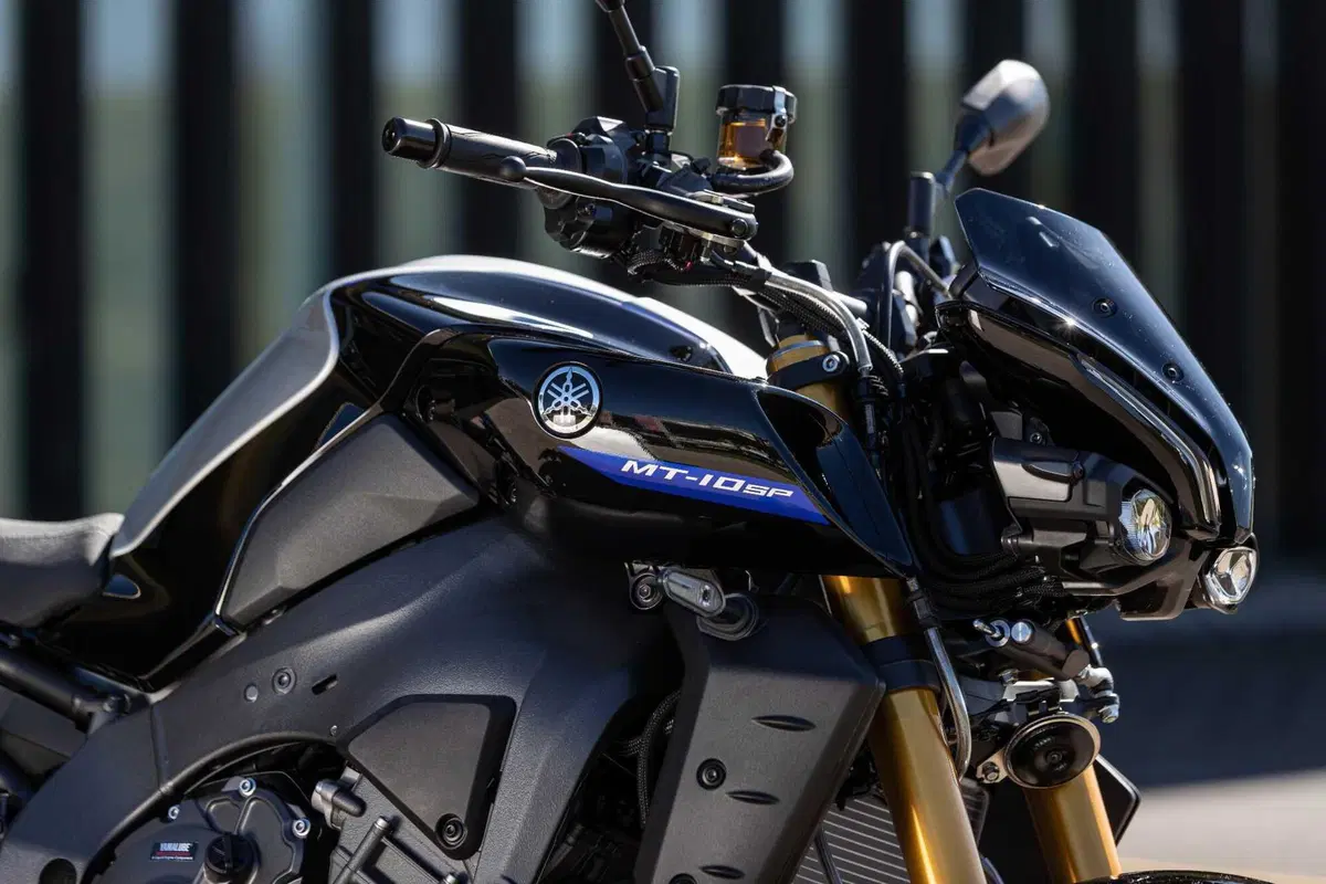 Yamaha MT-10SP e MT-07 2023 TEST (2)