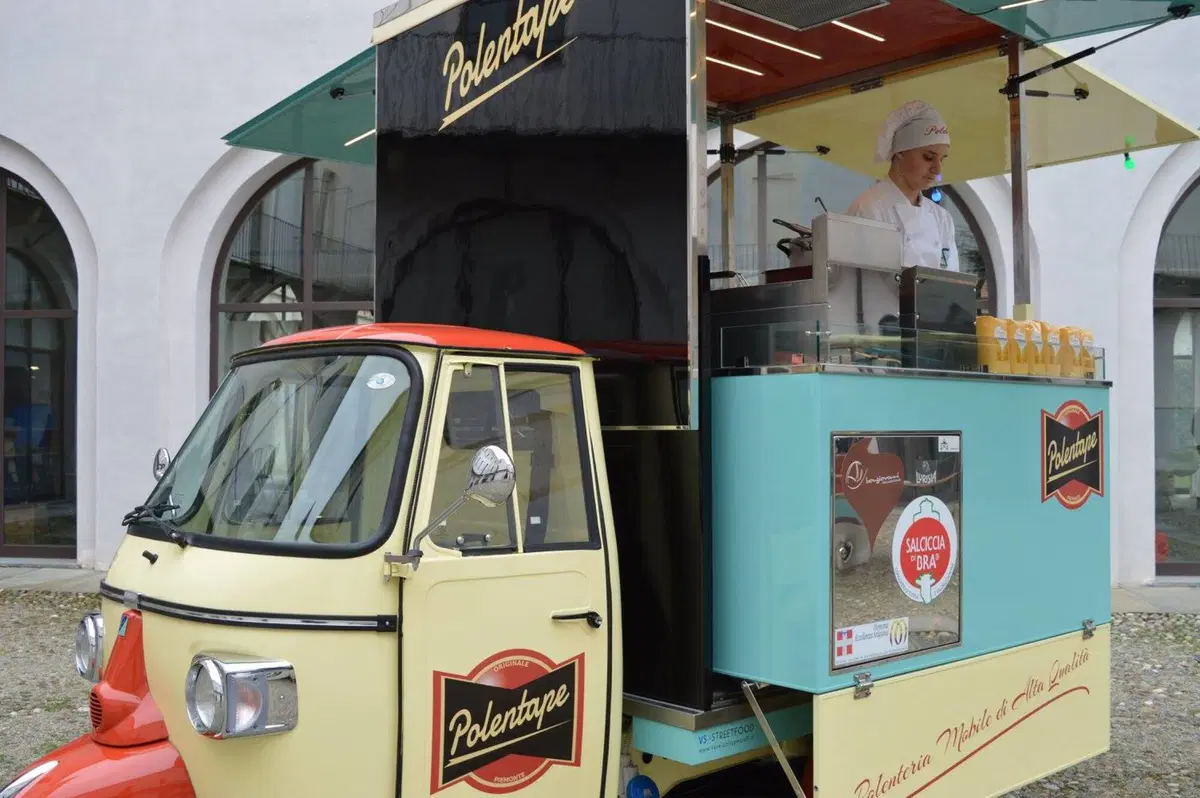PolentApe: l'Ape Piaggio diventa un ristorante  (5)