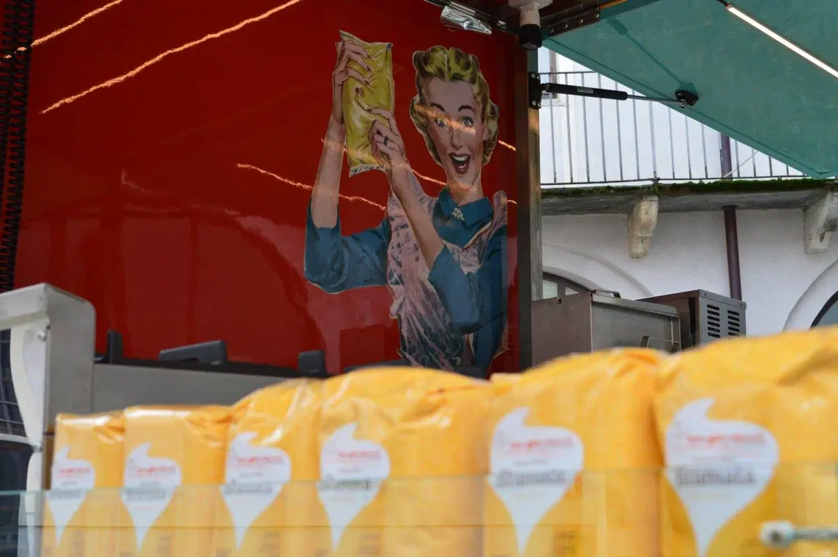 PolentApe: l'Ape Piaggio diventa un ristorante  (10)