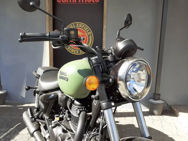 Royal Enfield Meteor 350 (2021 - 26) (3)