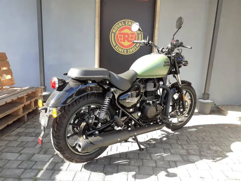 Royal Enfield Meteor 350 (2021 - 26) (8)
