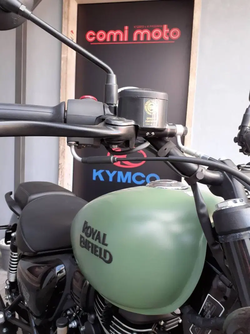 Royal Enfield Meteor 350 (2021 - 26) (13)