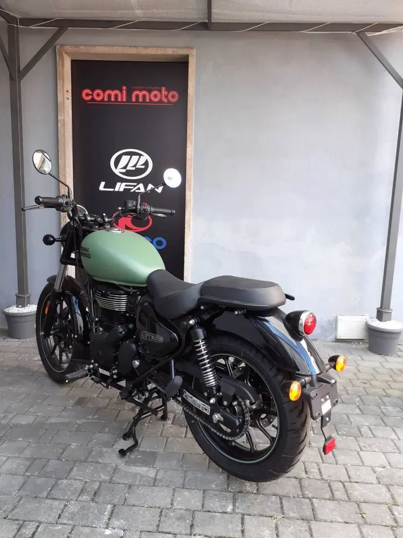 Royal Enfield Meteor 350 (2021 - 26) (16)