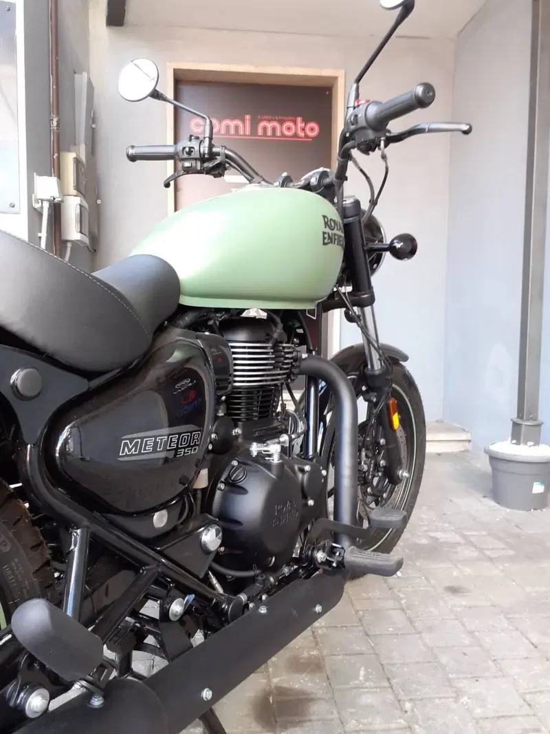 Royal Enfield Meteor 350 (2021 - 26) (19)