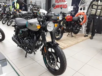 Royal Enfield HNTR 350 (2022 - 26) nuova