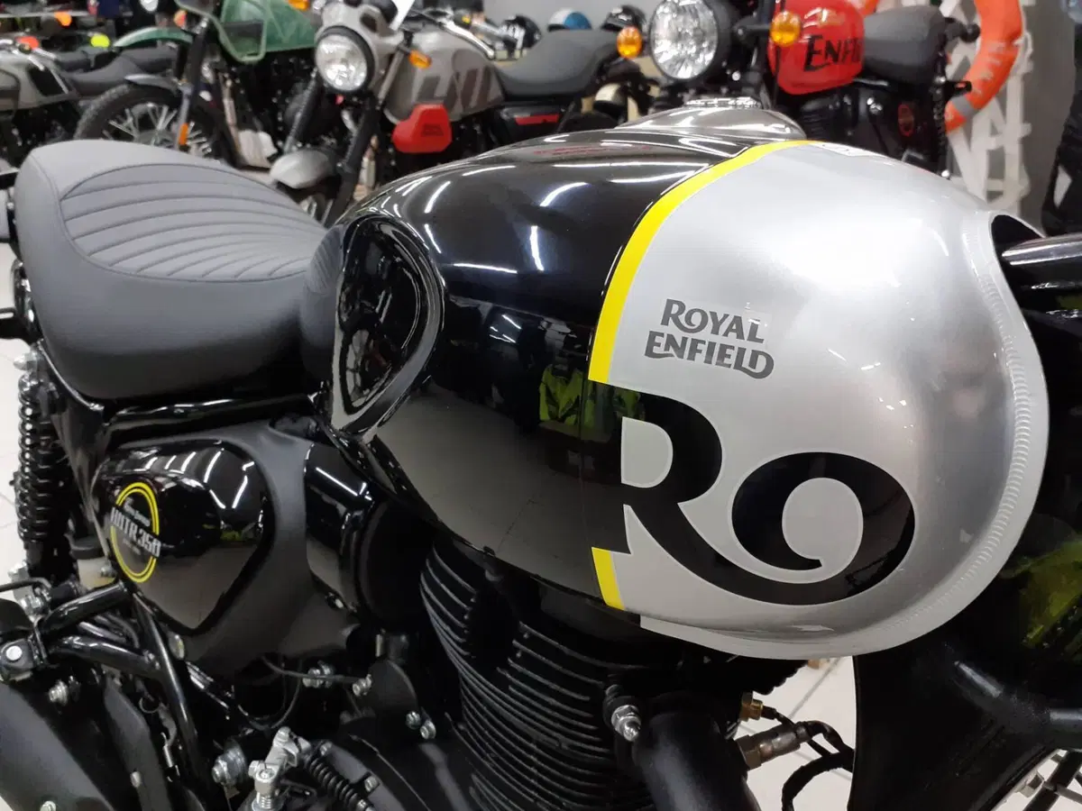 Royal Enfield HNTR 350 (2022 - 26) (5)
