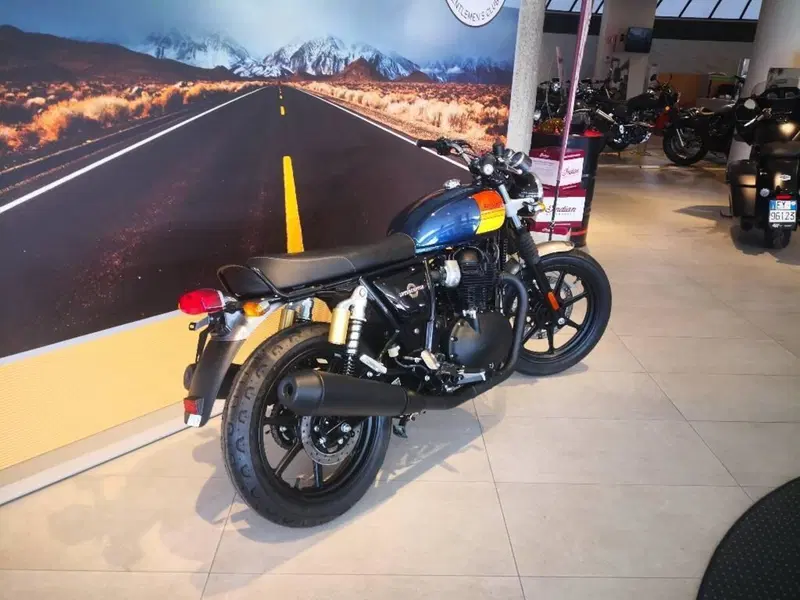 Royal Enfield Interceptor 650 (2021 - 26) (6)