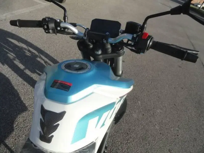 Voge Brivido 125R (2023 - 26) (9)