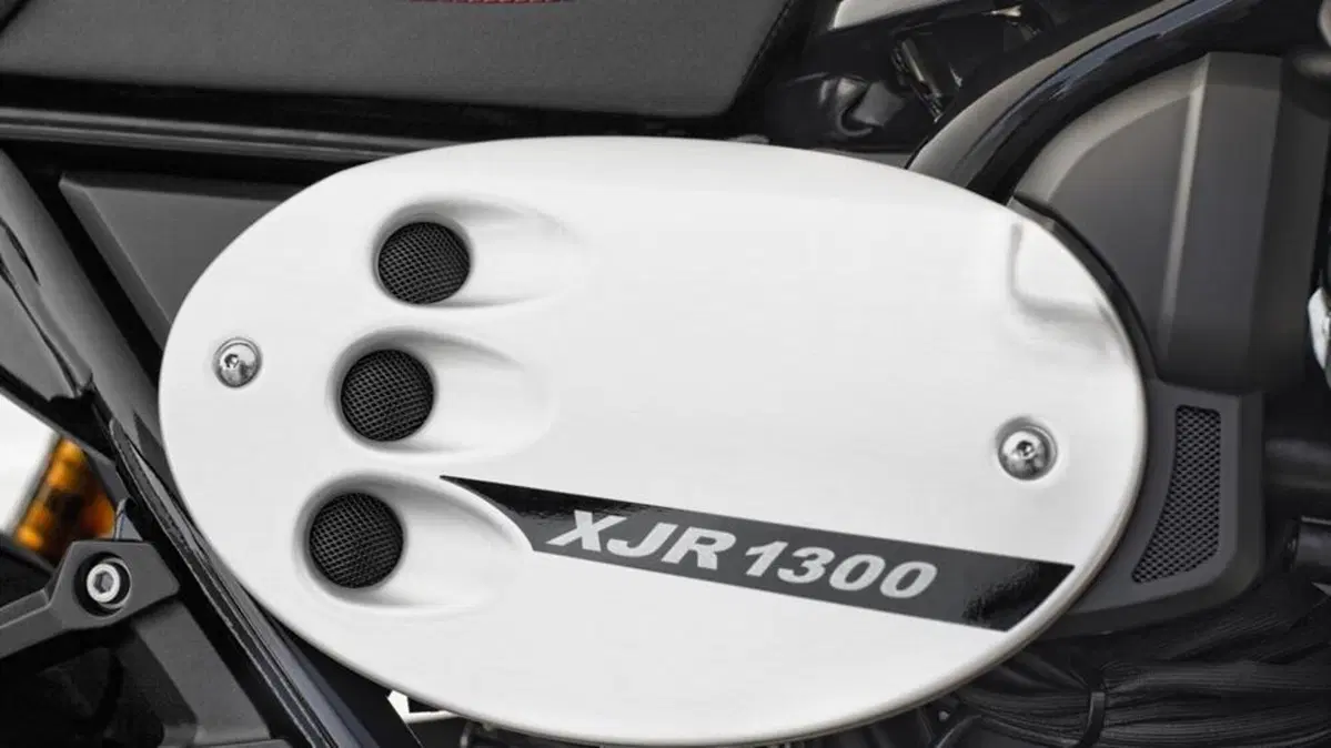 Yamaha XJR 1300 XJR 1300 Racer (2015 - 17) (9)