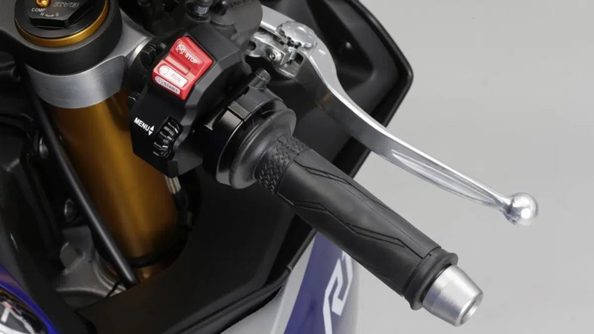 Yamaha YZF R1 YZF R1 (2015 - 16) (8)