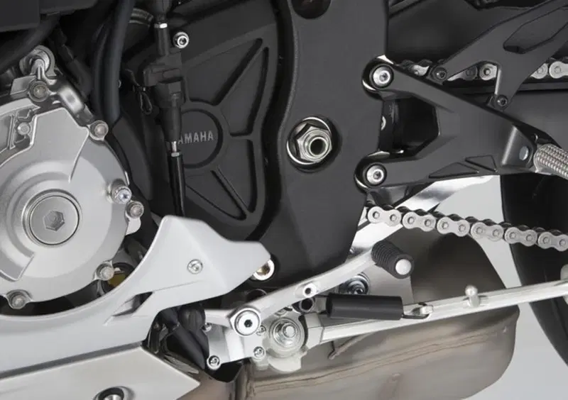 Yamaha YZF R1 YZF R1 (2015 - 16) (12)