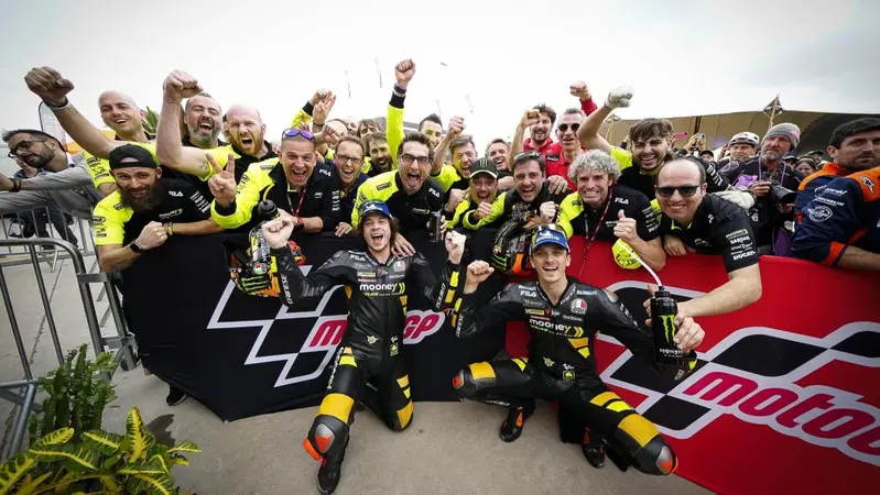 MotoGP 2023. GP di Argentina. I due VR46 sul podio, Marco Bezzecchi: "Ci ho provato come un matto". Luca Marini: "La Yamaha volava!"