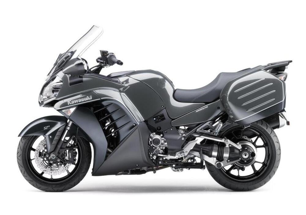 Kawasaki GTR 1400 ABS (2015 - 16) (2)