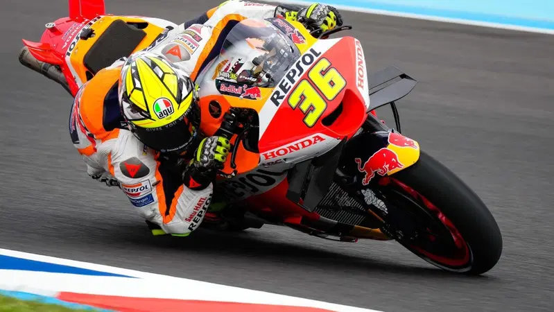 MotoGP 2023. GP di Argentina. In gara solo 17 piloti: Joan Mir non corre dopo la caduta di ieri