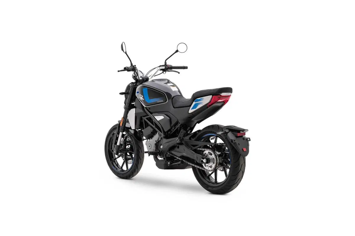 CFMOTO 300CL-X Heritage, la piccola neo-retrò (5)
