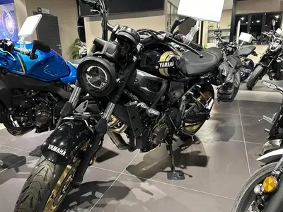 Yamaha XSR 700 (2022 - 26) nuova