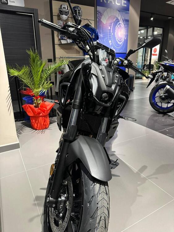 Yamaha MT-07 Pure (2023 - 24) (4)