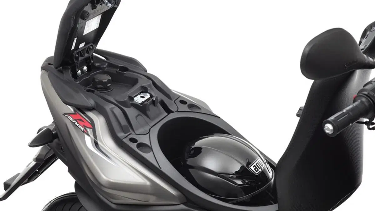 Yamaha Aerox 50 Aerox 50 4 (2014 - 17) (7)