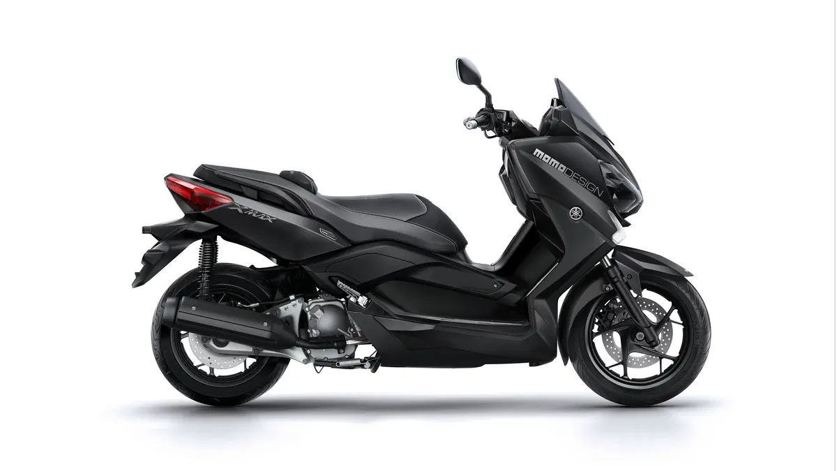 Yamaha X-Max 250 X-Max 250 Momodesign (2015 - 16) (3)
