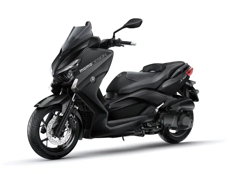 Yamaha X-Max 250 X-Max 250 Momodesign (2015 - 16) (5)